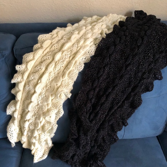2 scalloped sweater infinity scarves. - Picture 2 of 6